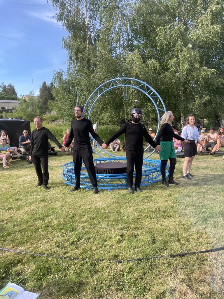 le fleuve ambulant : salut final